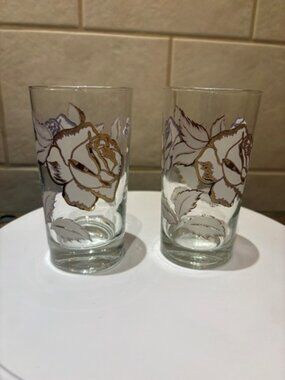 Vintage Rose Bouquet Tumbler drinking Glasses  set of 2